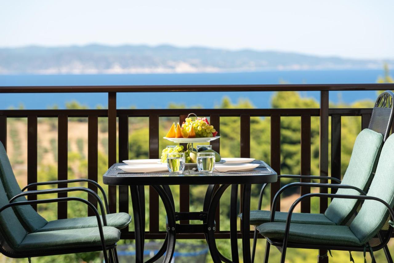 Xalonia Seaview Apartment Ayios Nikolaos Bagian luar foto