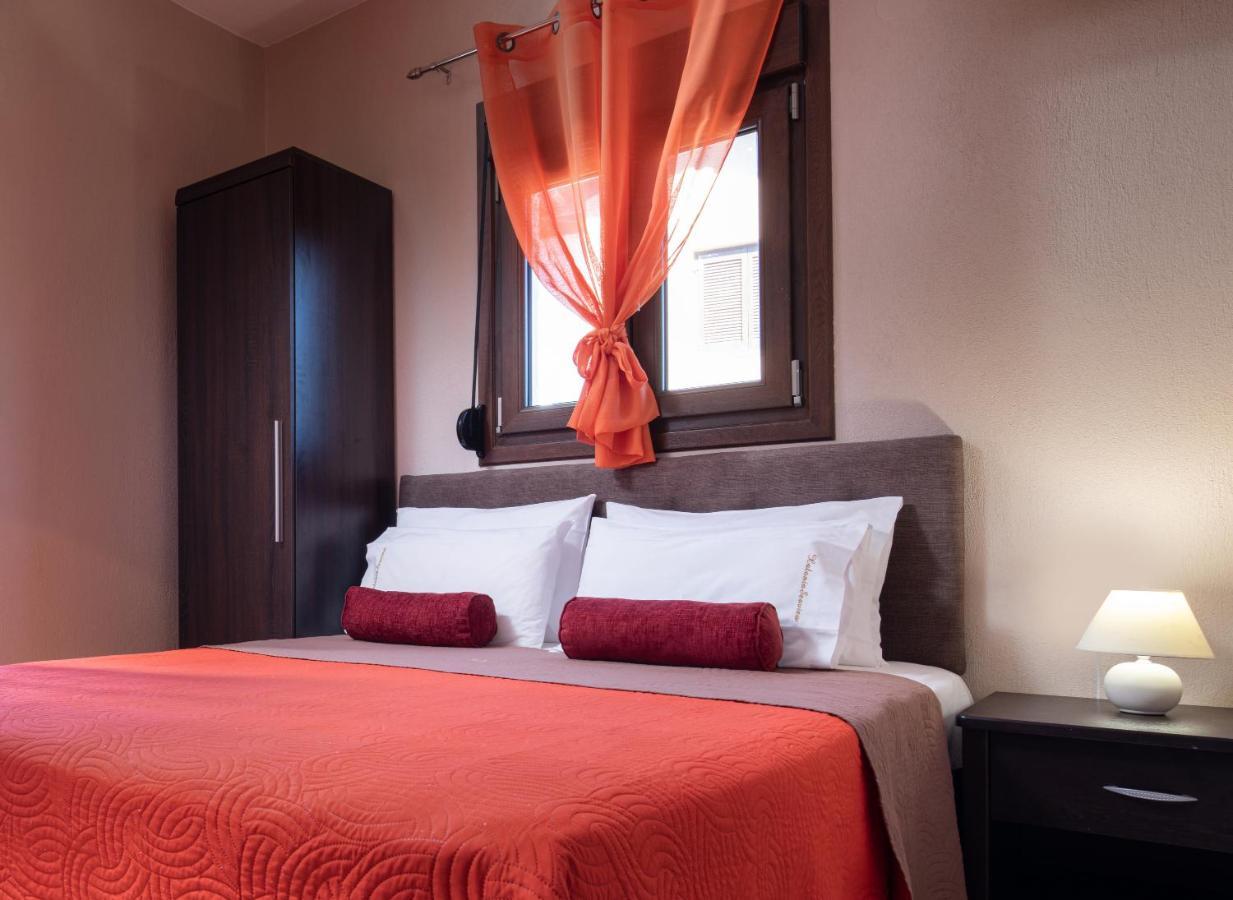 Xalonia Seaview Apartment Ayios Nikolaos Bagian luar foto
