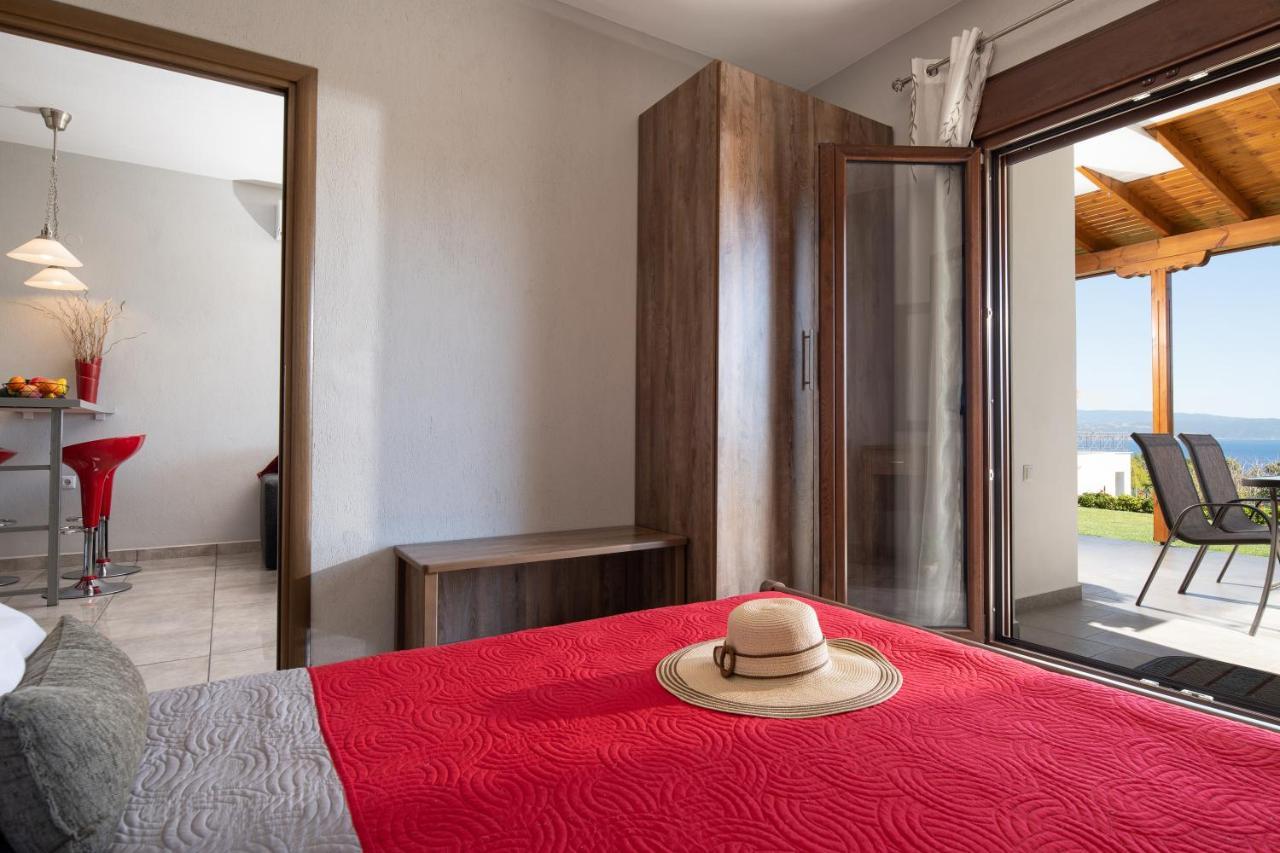 Xalonia Seaview Apartment Ayios Nikolaos Bagian luar foto
